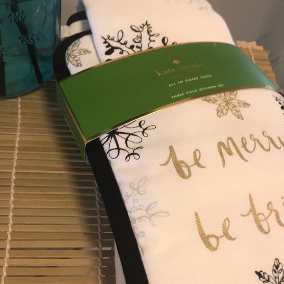 Kate Spade Kitchen Set - Picture 2 of 3